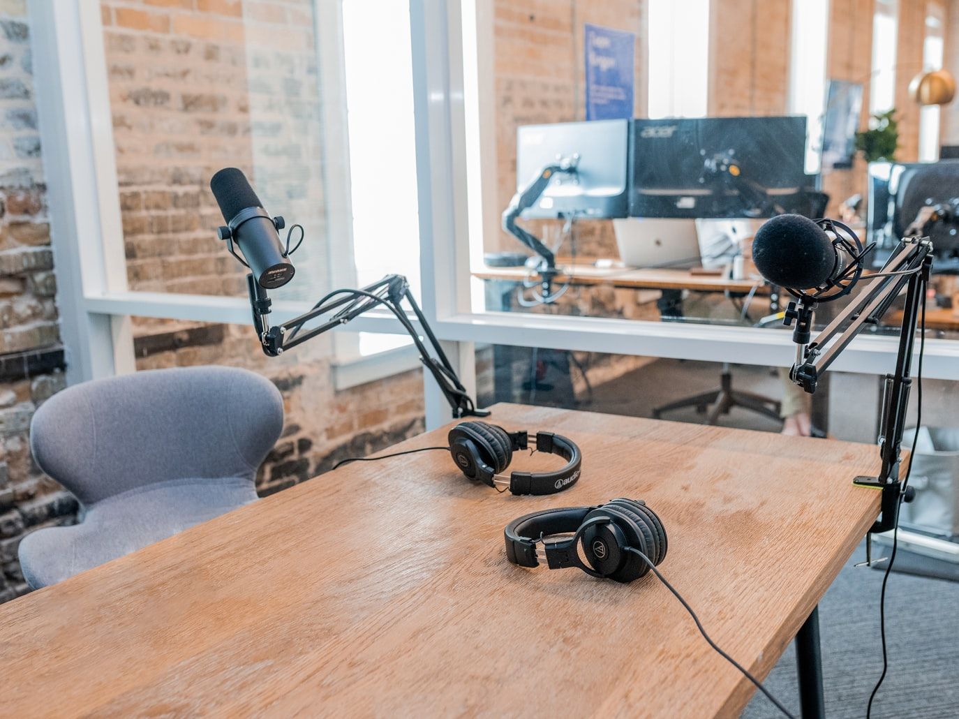 Why Advertisers Should Consider Podcasts